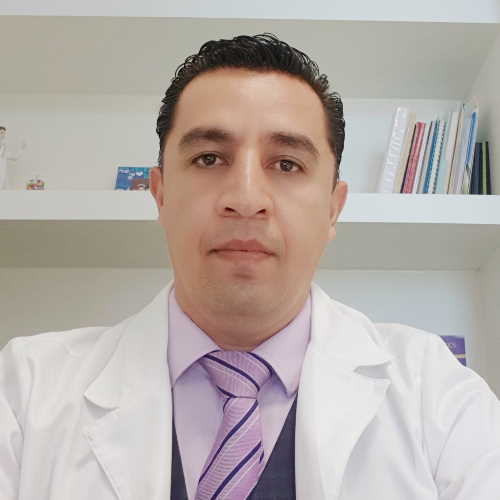 Dr. Martín Perez